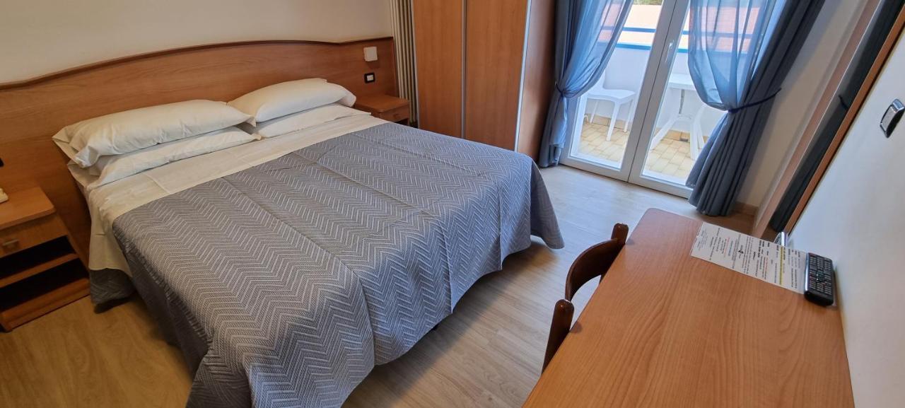 פינטו Hotel Mare Blu -- Boutique מראה חיצוני תמונה